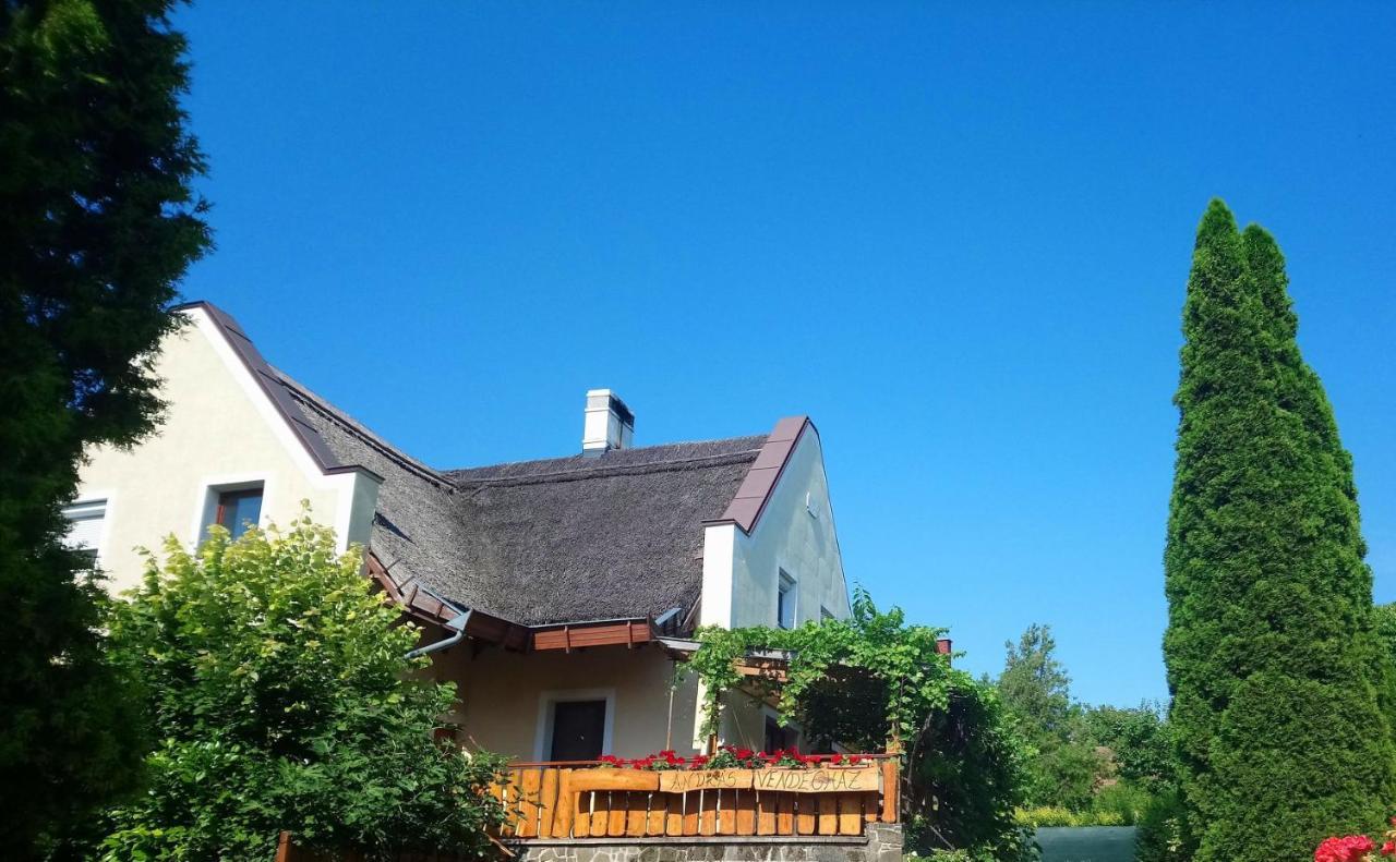 Andras Nadfedeles Vendeghaz Hotel Tihany Bagian luar foto